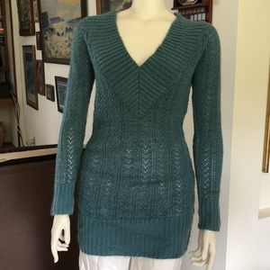 Gorgeous Blue/Gray Long Sweater